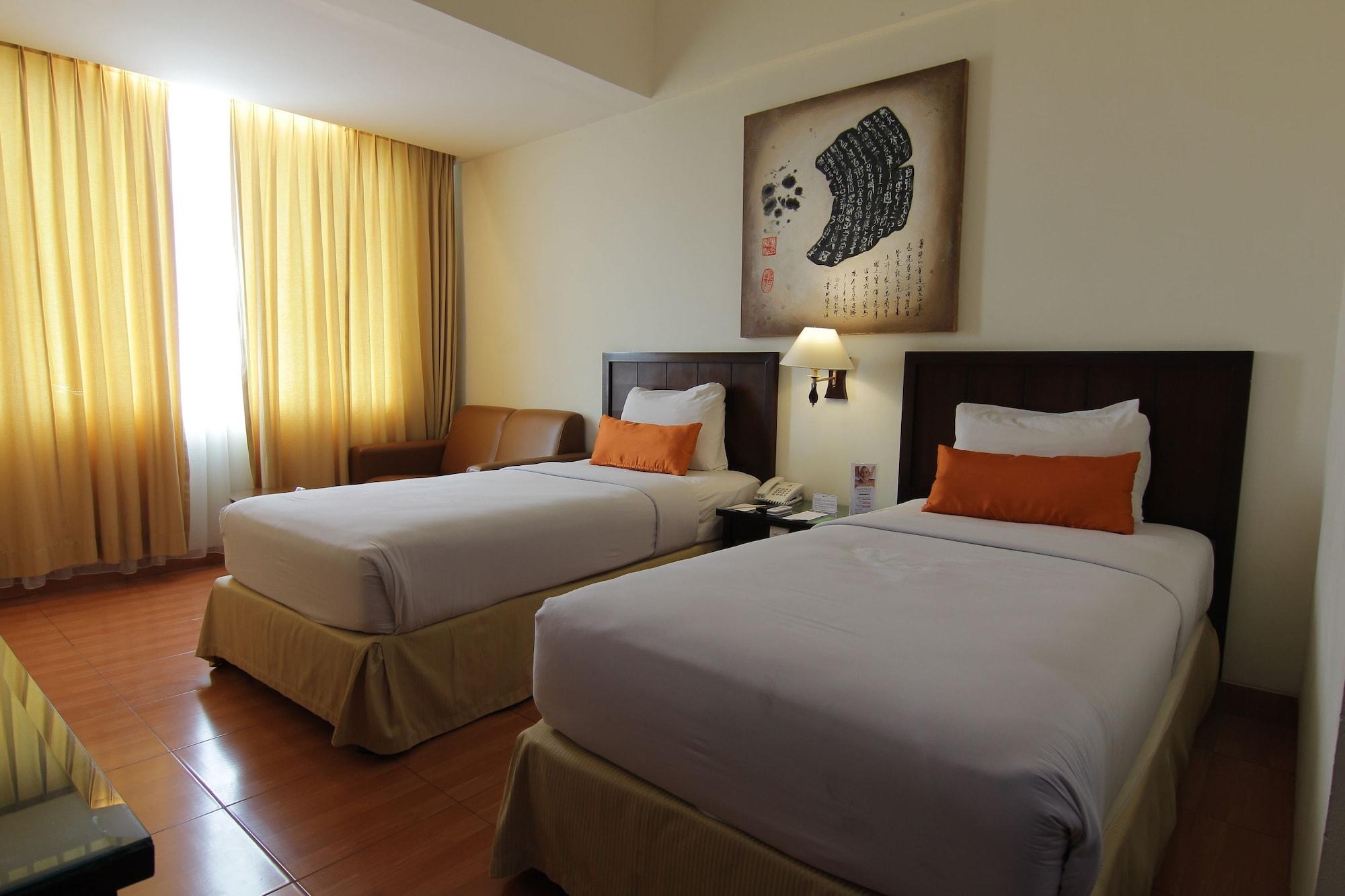 Grand Zuri Dumai Hotell Exteriör bild